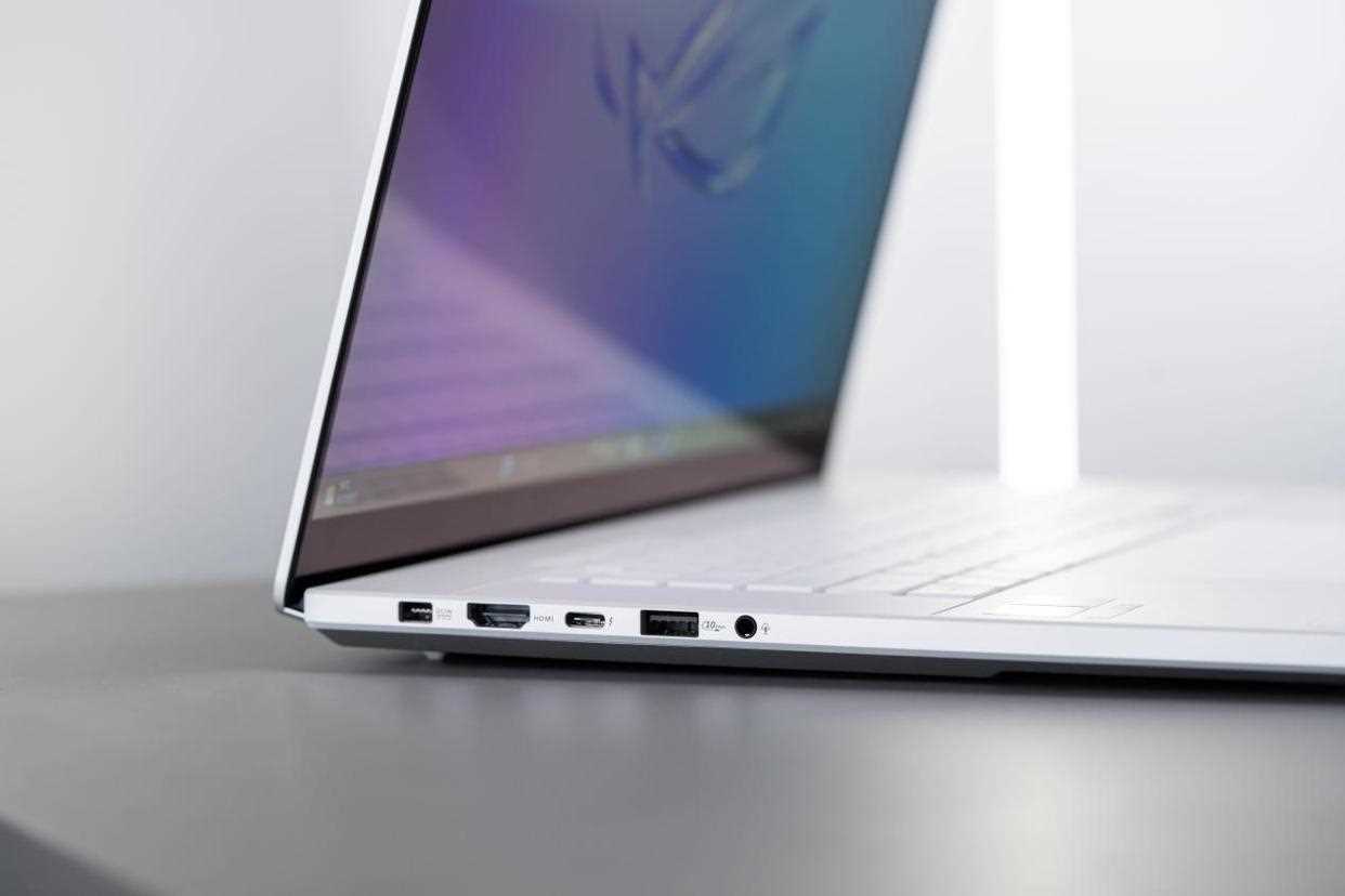 轻薄旗舰游戏本的标杆之作? ROG幻16 Air 2025首发开箱