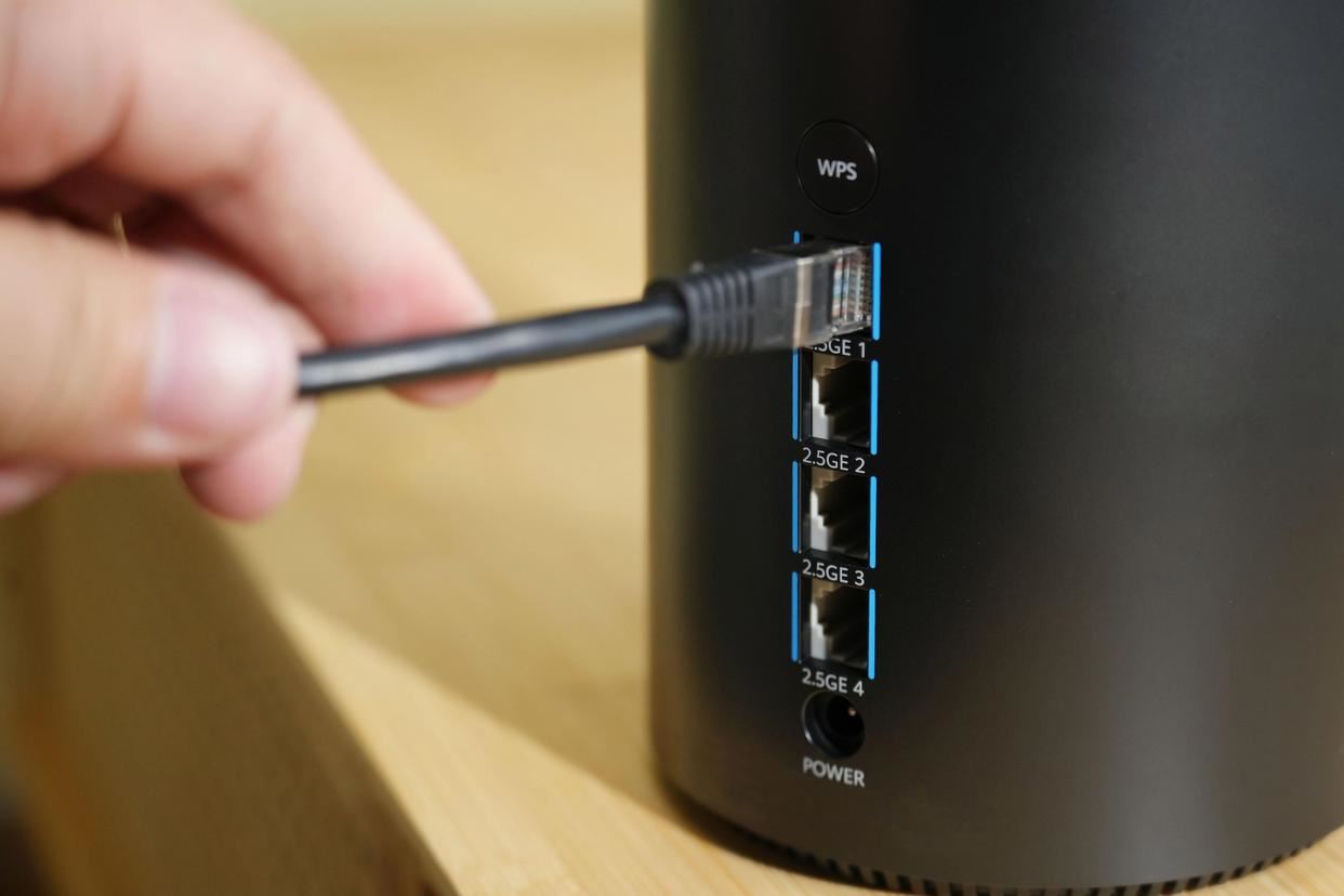 首次搭载灵犀天线技术! 华为新款路由器X1 Pro首次评测