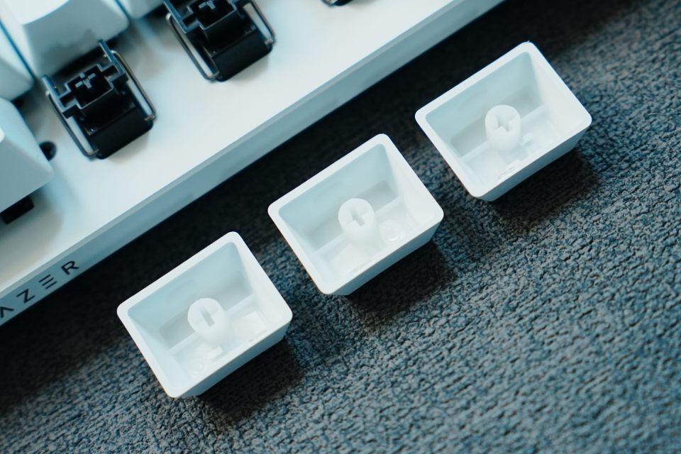 当极简主义遇上电竞基因! 雷蛇猎魂光蛛V3专业竞技版键盘开箱测评