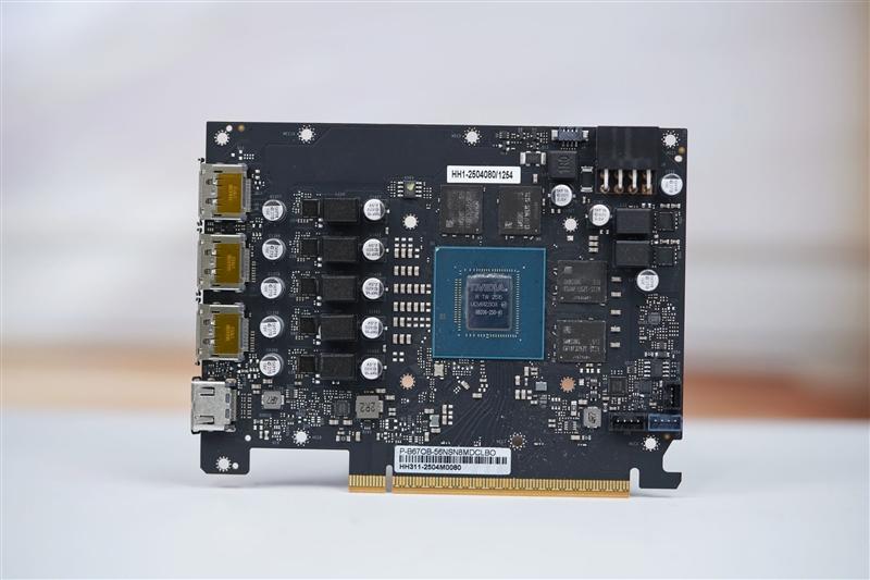 DLSS 4推动的紧凑体型大能量! 耕升GeForce RTX 5060暴风OC显卡评测