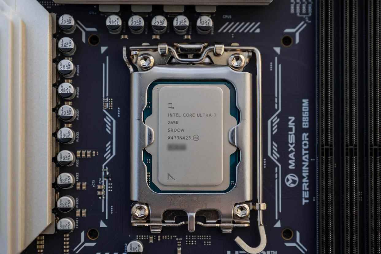 千元级性价比主板! 铭瑄终结者B860M开放式装机分享