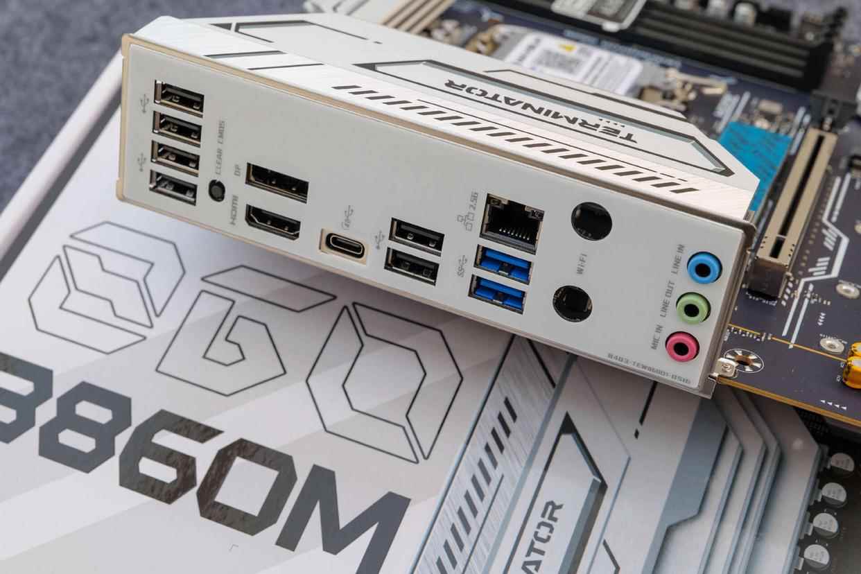 千元级性价比主板! 铭瑄终结者B860M开放式装机分享