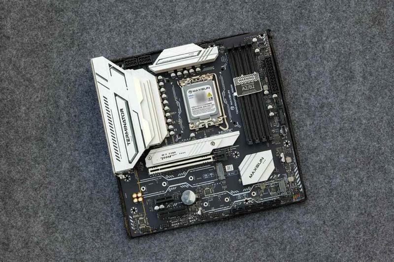 千元级性价比主板! 铭瑄终结者B860M开放式装机分享