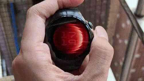 双尺寸圆表盘+X-Tap传感器! 华为WATCH 5智能手表上手体验测评