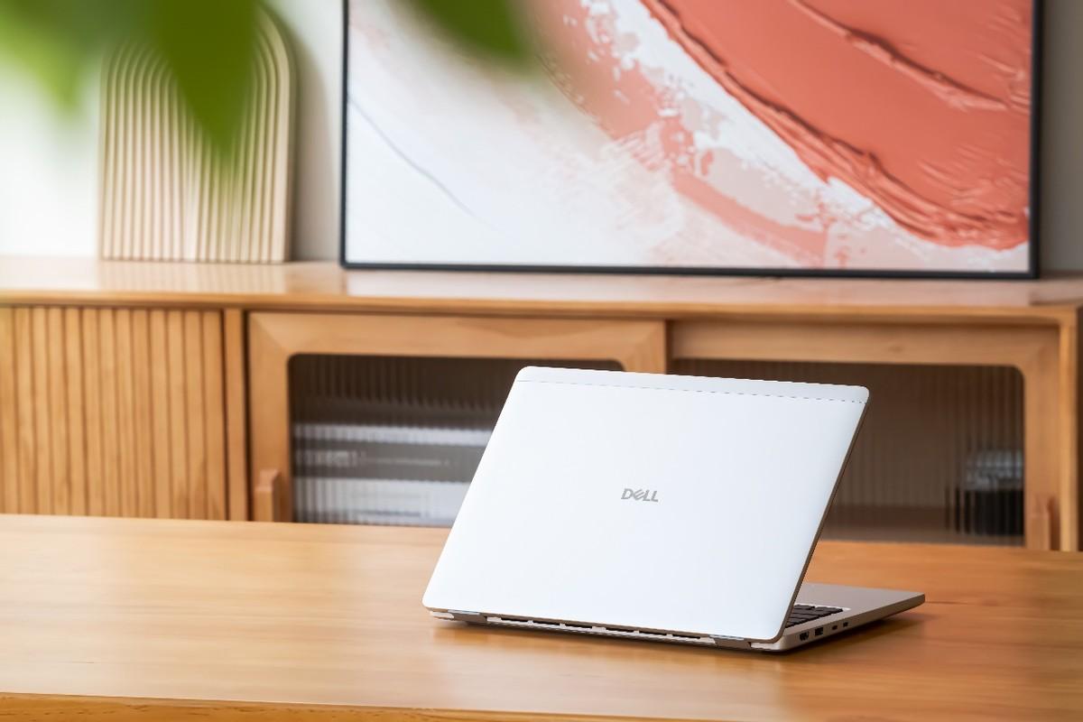 具备AI功能和5G连接! 戴尔Dell Pro 14 Plus锐龙AI版笔记本测评