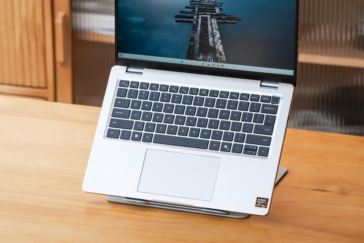 具备AI功能和5G连接! 戴尔Dell Pro 14 Plus锐龙AI版笔记本测评