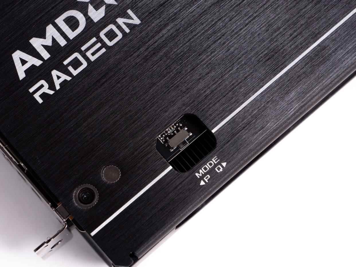 性价比力压RTX 5060 Ti! AMD Radeon RX 9060 XT显卡首发评测
