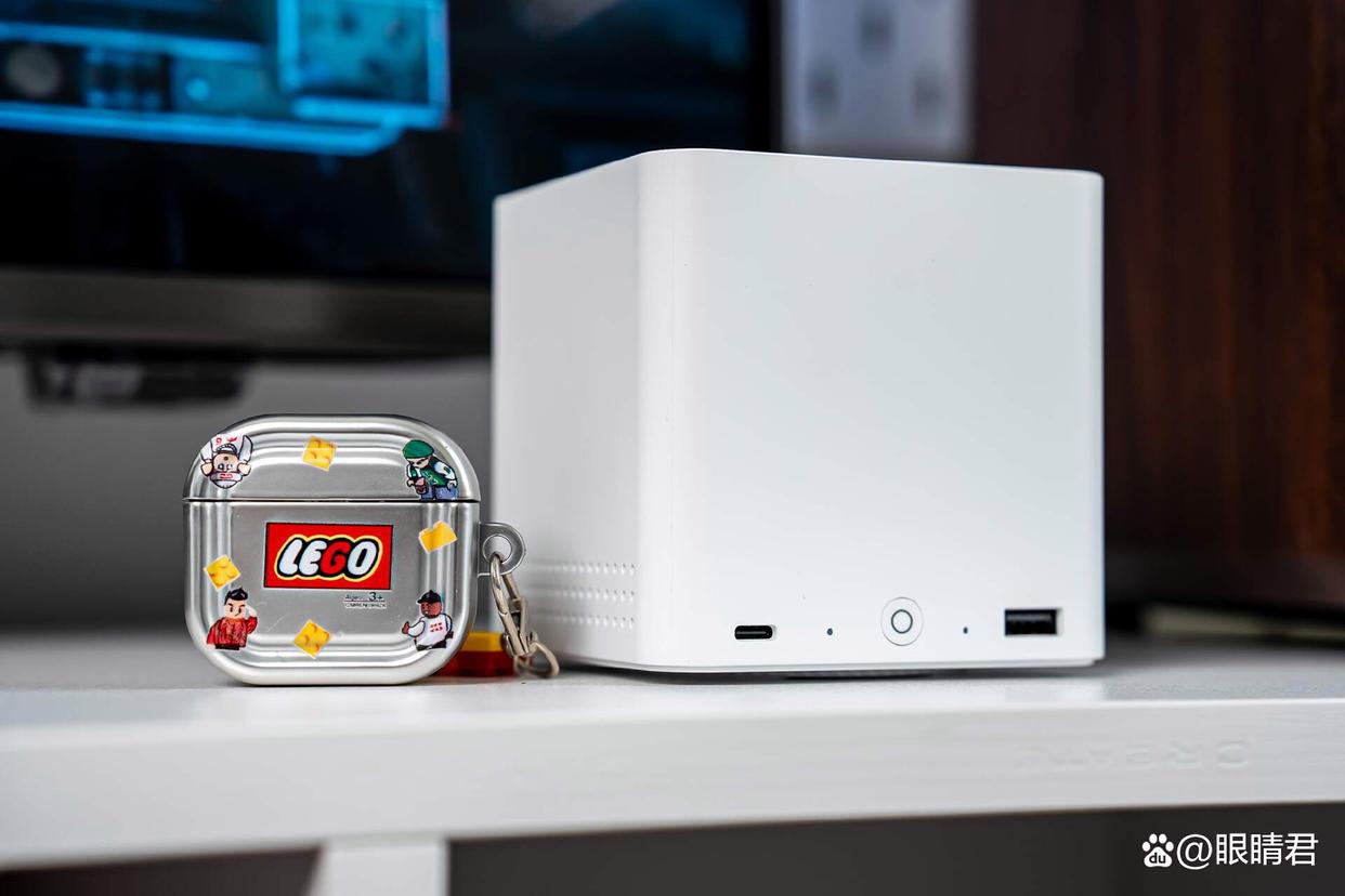 能安装6块硬盘! 零刻ME mini迷你主机NAS二合一测评