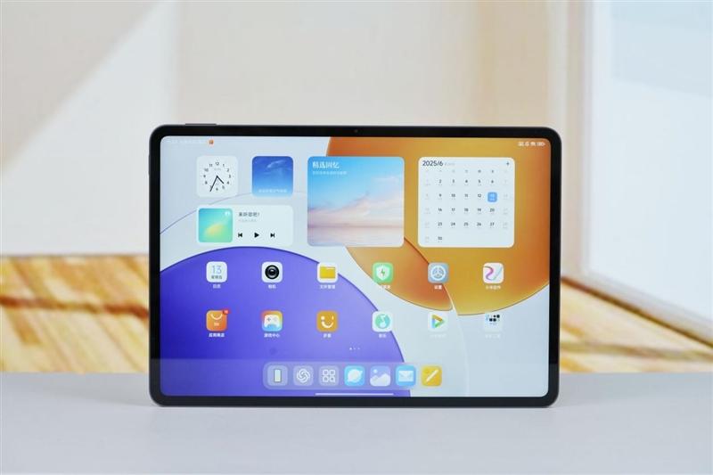 2.5英寸LCD屏+玄戒O1芯片! 小米平板7S Pro 12.5全面评测