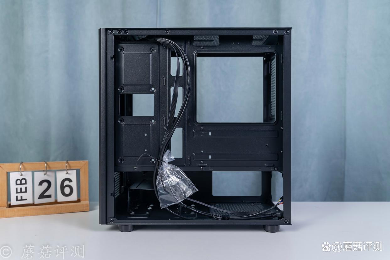散热绝佳,+无光污染! 先马平头哥M2 Mesh机箱评测