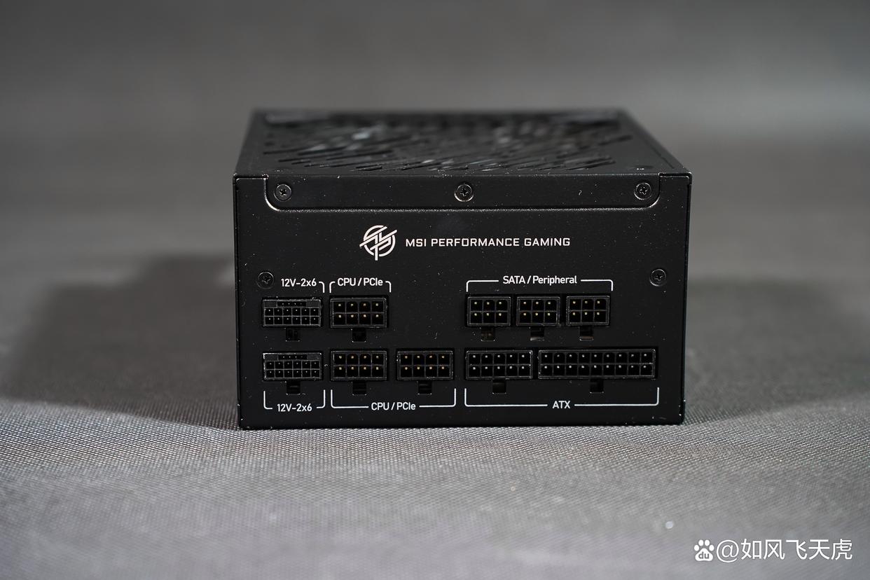 50系高端显卡的好搭档! 微星MPG A1000GS PCIE5暗黑电源开箱测评