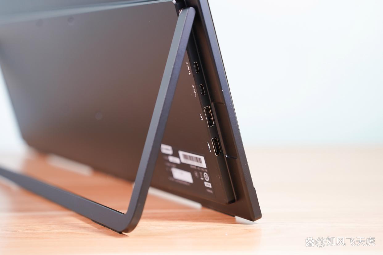 8mm的大屏显示器! 雕塑家4K 27英寸纤薄显示器使用测评