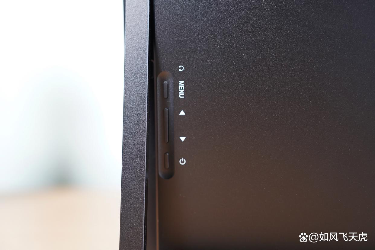 8mm的大屏显示器! 雕塑家4K 27英寸纤薄显示器使用测评