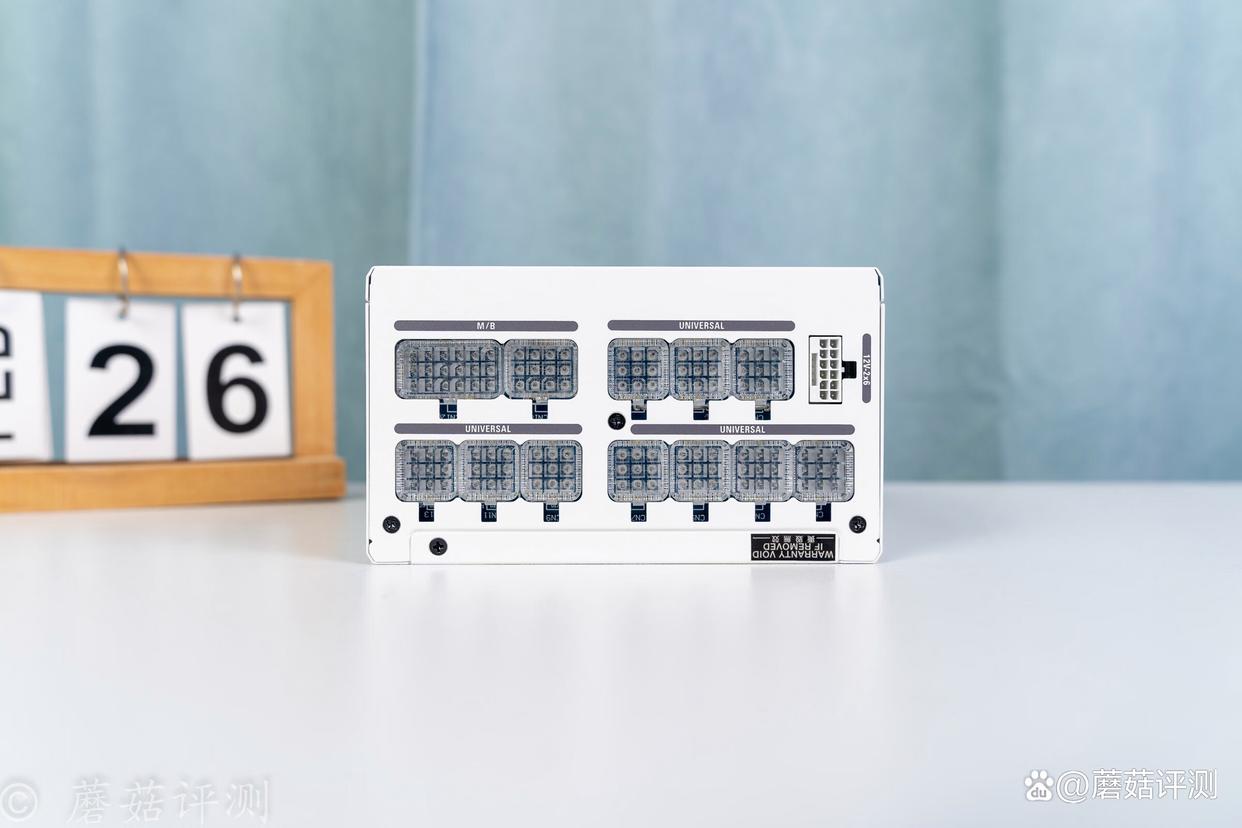 焕新升级九宫格水晶头发光模组! 振华LEADEX III PROA 1000W金牌电源拆解测评