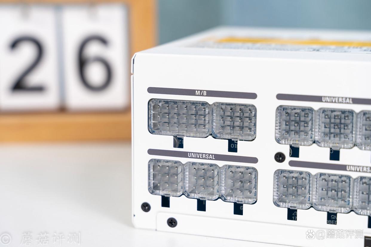 焕新升级九宫格水晶头发光模组! 振华LEADEX III PROA 1000W金牌电源拆解测评