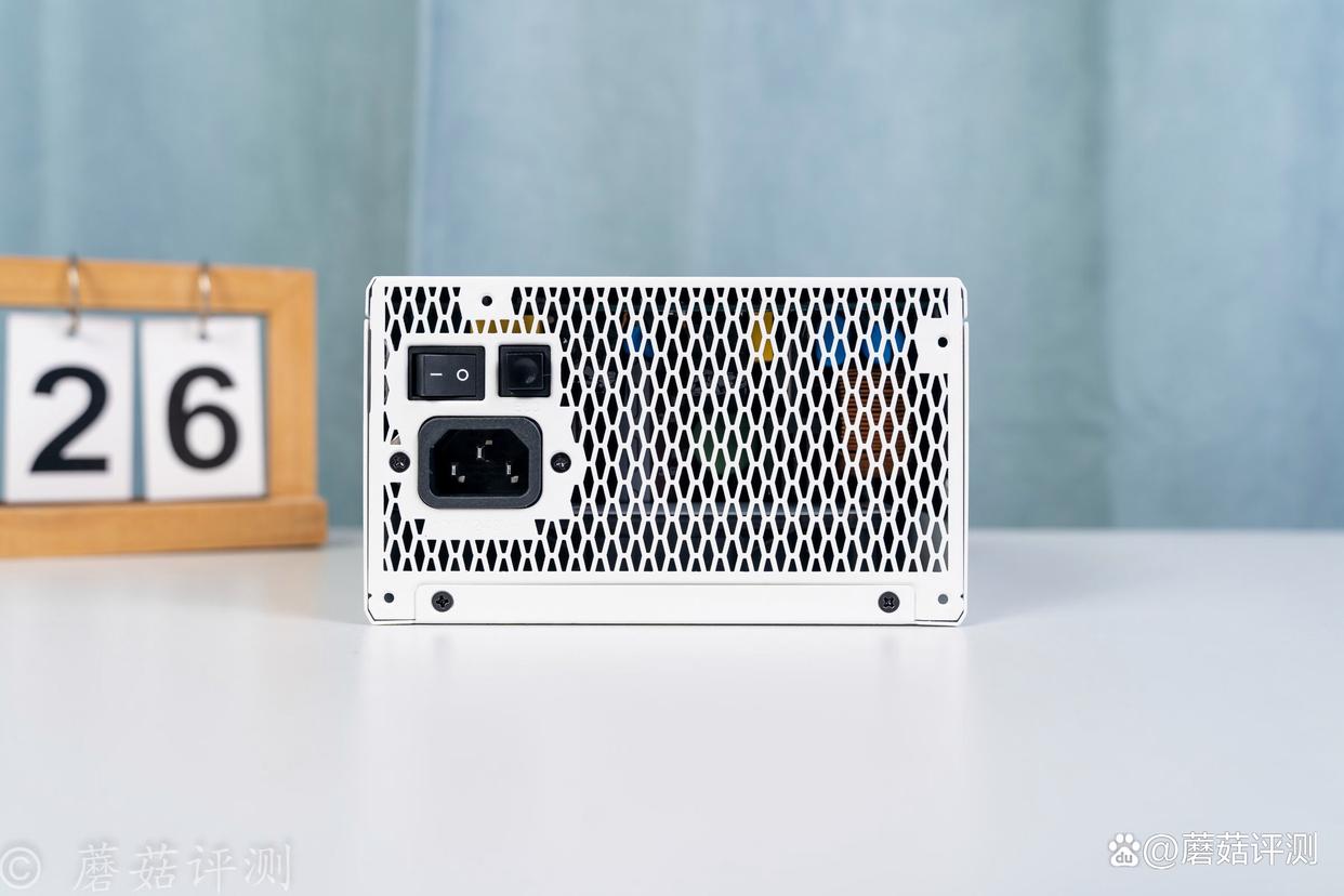 焕新升级九宫格水晶头发光模组! 振华LEADEX III PROA 1000W金牌电源拆解测评