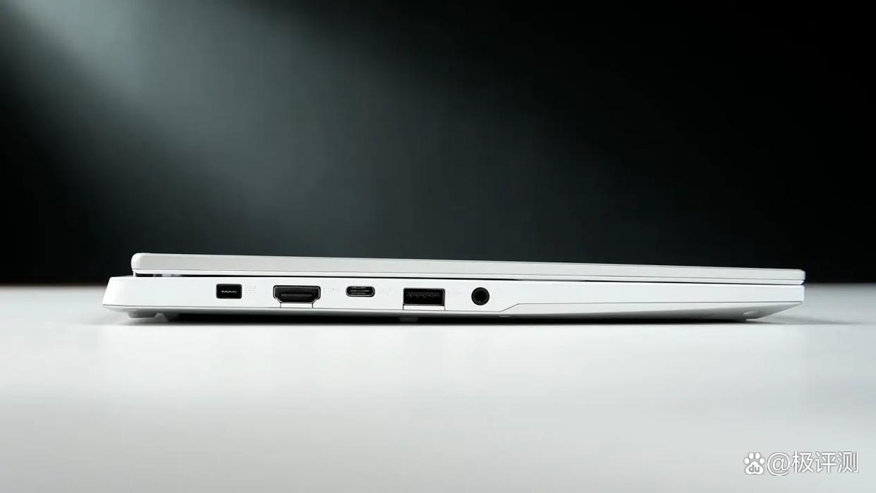 1.46kg塞进满功耗RTX5060! 华硕天选Air 2025笔记本首发评测