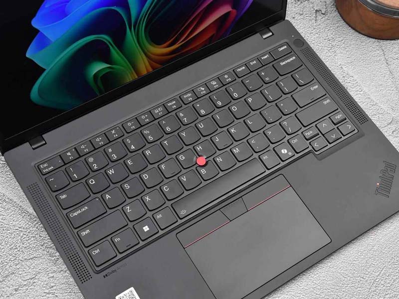 联想小天+Win11 AI双赋能! ThinkPadT14 Gen6AI元启版笔记本评测