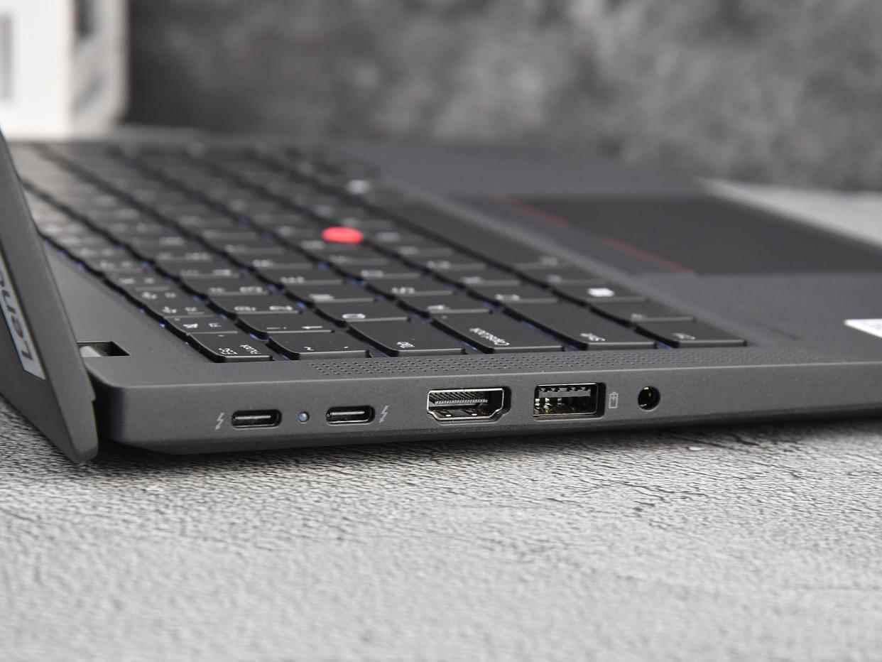 联想小天+Win11 AI双赋能! ThinkPadT14 Gen6AI元启版笔记本评测