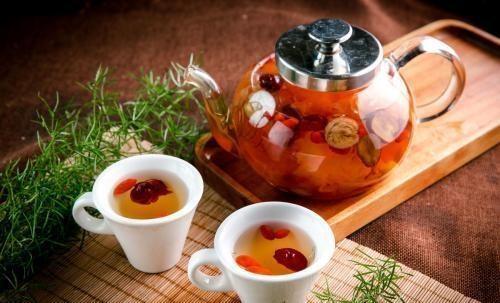  补肝肾养心血——五味枸杞子饮