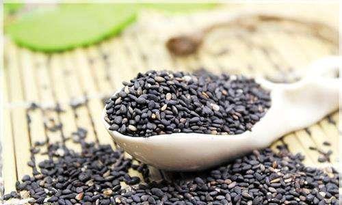  黑芝麻有哪些功效作用及食疗法