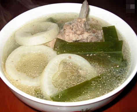  喝鲜味萝卜汤可以治多种疾病