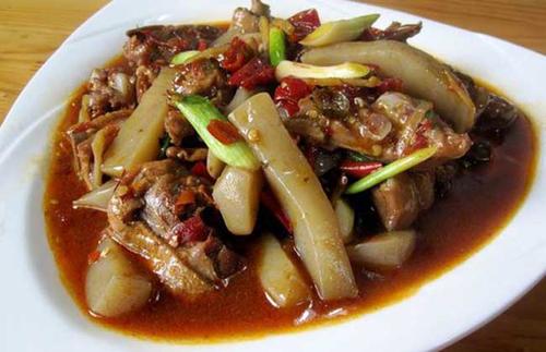  魔芋烧鸭有哪些功效与作用及做法呢