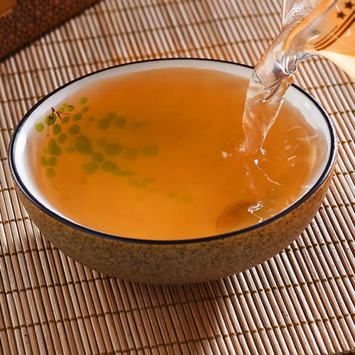  鱼腥草茶的功效及制作方法