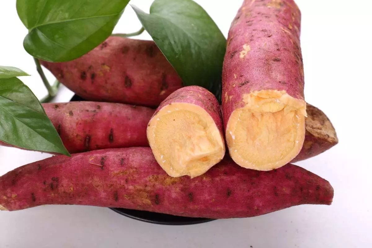 不能和甜食一起吃