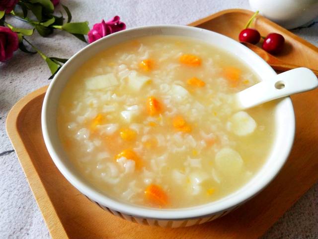 红薯粥可以滋养脾胃