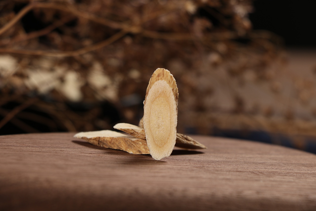  黄芪的功效及注意事项