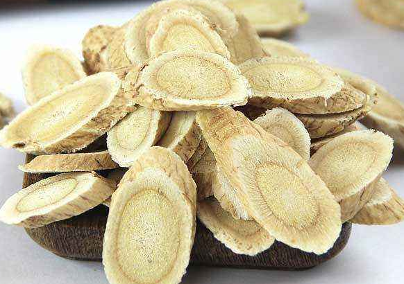  食用中药黄芪的禁忌有哪些