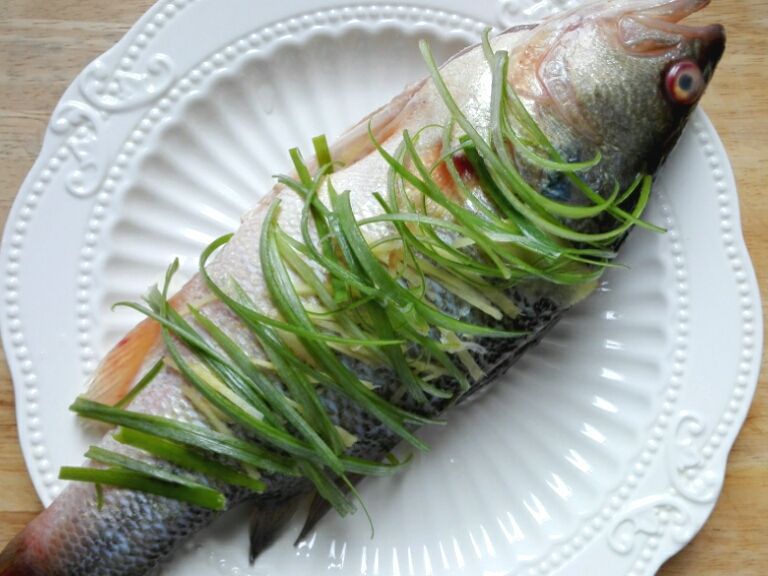 红枣不与鱼葱一起吃