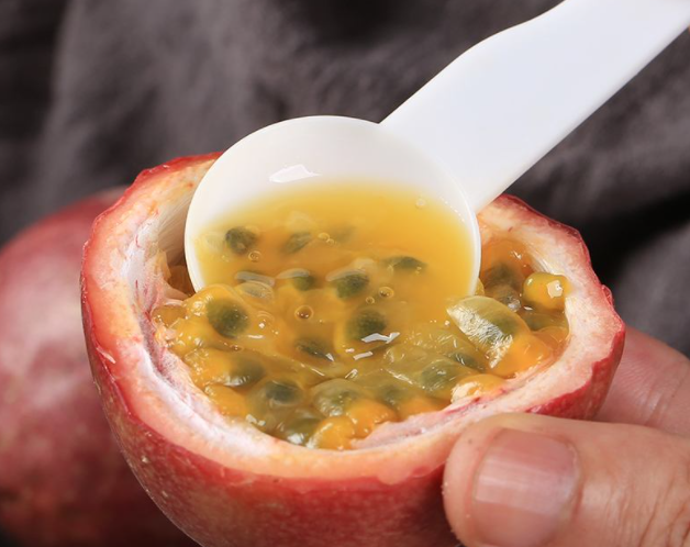 百香果吃多了对肠胃不好