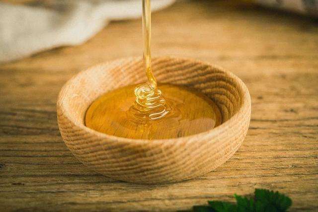  火麻油和蜂蜜的功效有哪些？会有怎么样的惊喜呢？