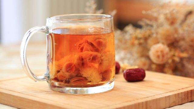 易上火禁喝红枣茶