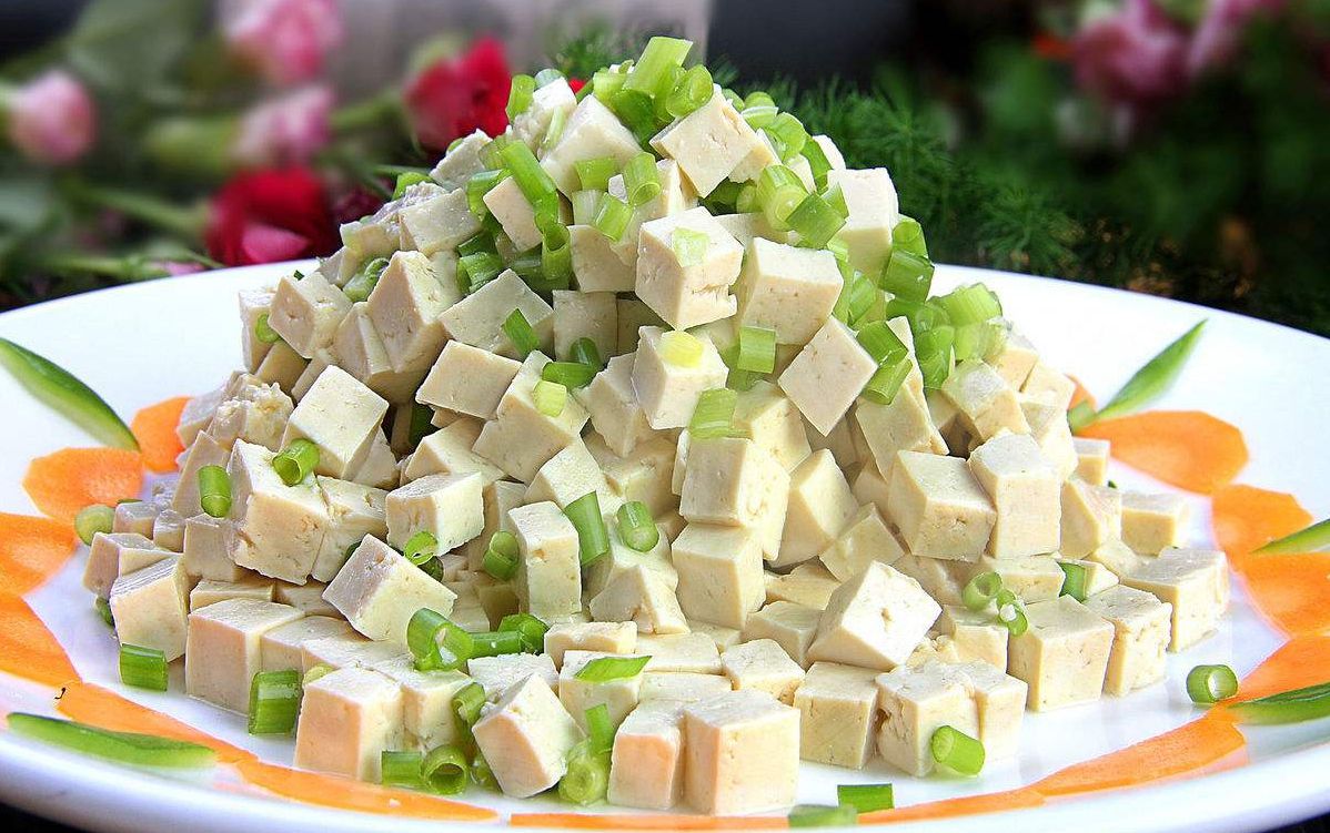 小葱拌豆腐