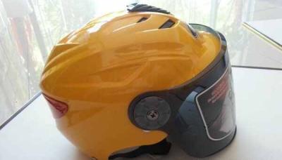 骑共享电动车要戴头盔吗-共享电动车头盔锁怎么开