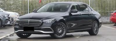 奔驰E300大标和立标哪个保值？开奔驰E300的人什么档次