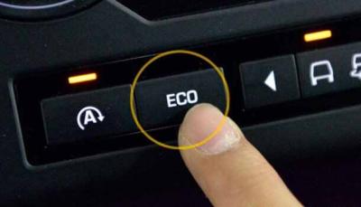 仪表盘出现eco是什么意思