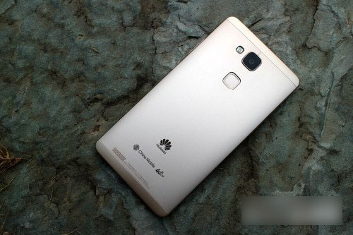 华为mate7高配和低配区别有哪些？华为mate7低配(标准版)和高配版区别对比评测