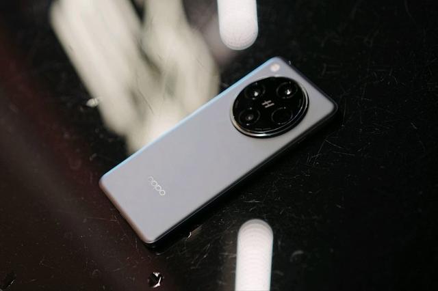 小米15和OPPO Find X8哪个好？OPPO Find X8和小米15全方位对比评测