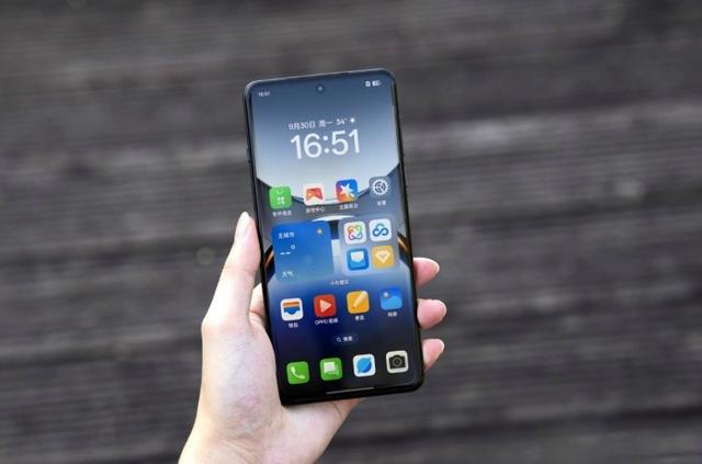 OPPO Find X8 Pro对比vivo X200 Pro哪个更值得买？