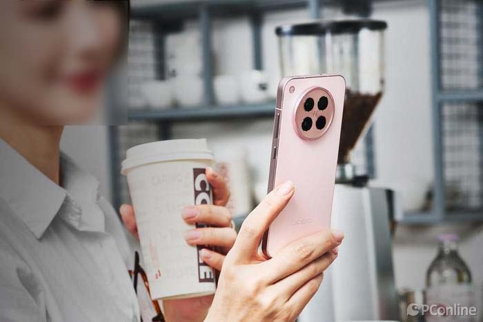 一款轻薄有料的小屏旗舰! OPPO Find X8s手机测评