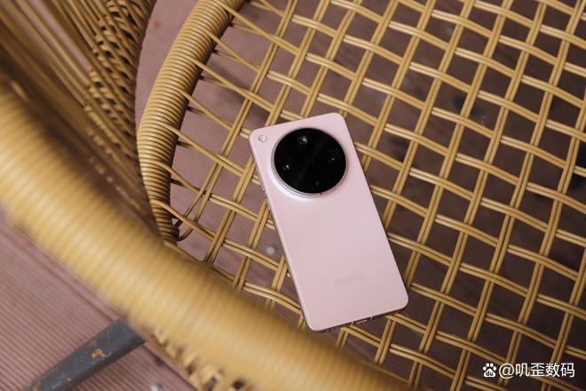 真正的安卓影像机皇! OPPO Find X8 Ultra手机性能评测