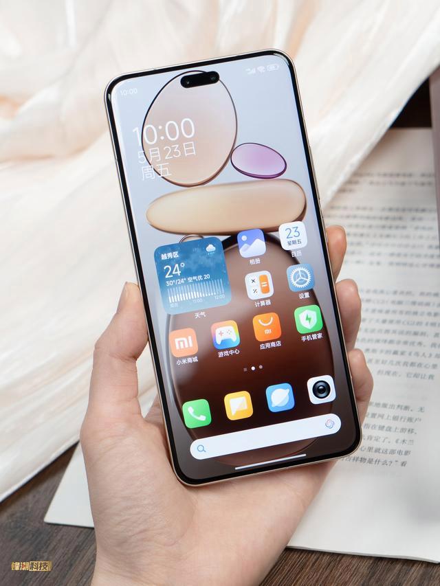 闻起来有阵阵咖啡味? 小米Civi 5 Pro冰美式上手体验