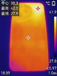 续航佳且手感好的另类AI影像旗舰! 荣耀400 Pro手机全面评测