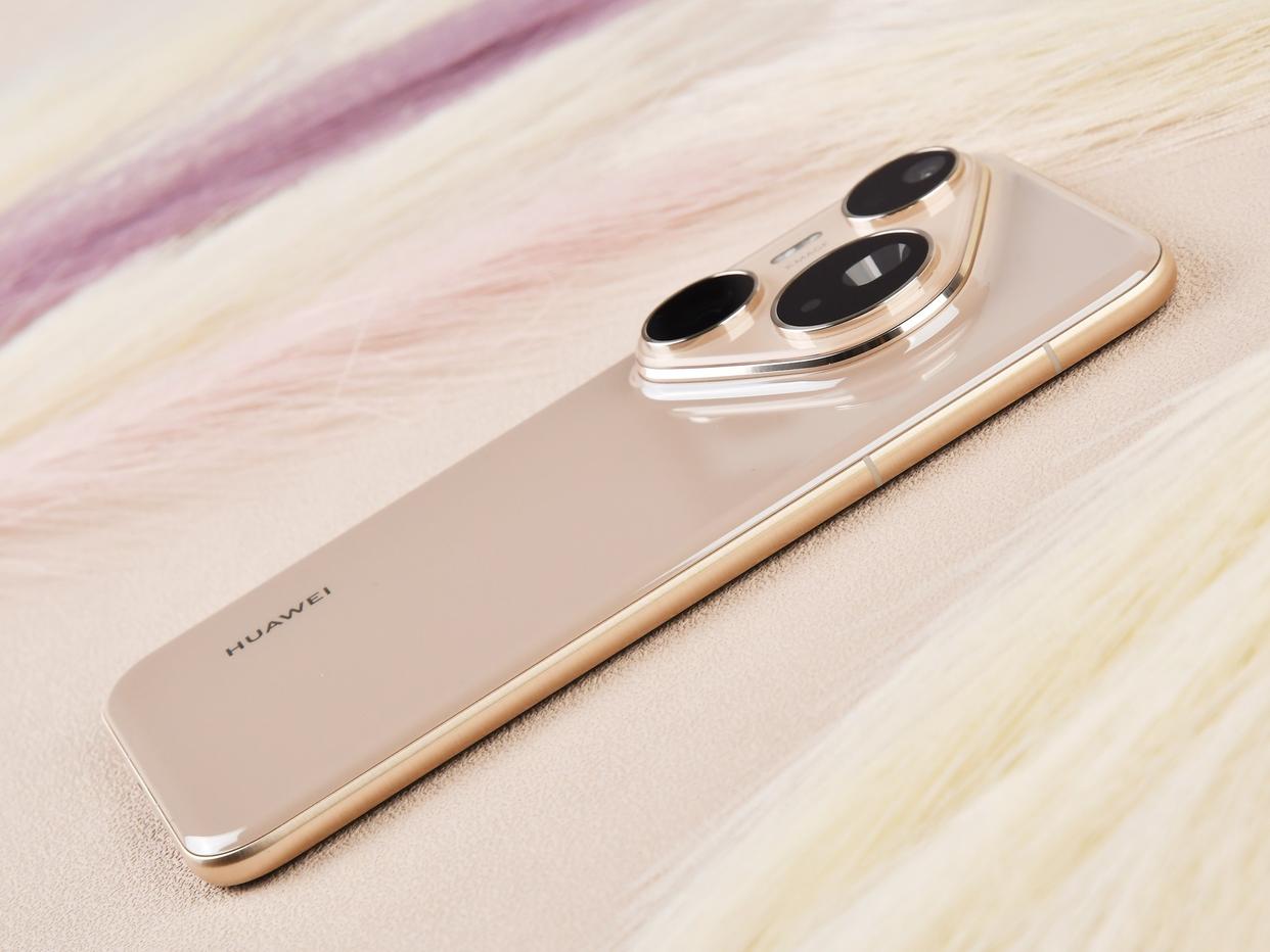 卫星通信+AI影像! 华为 Pura 80 Pro手机全面评测